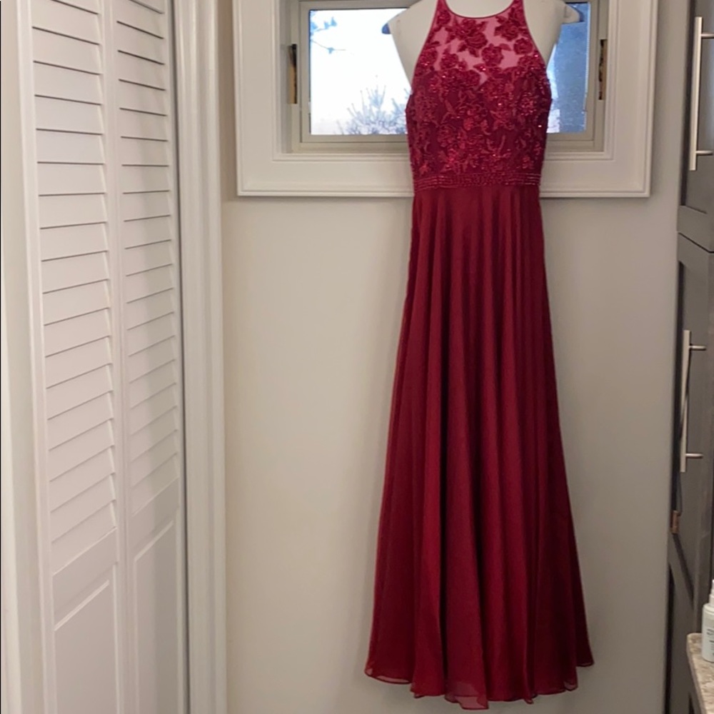 Gorgeous sherri hill chiffon and beaded gown